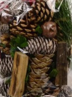 Christmas Warehouse Natural Pine Cones, Wood Chunks, Stars, Bells & Berries Decoration Mix - 400G><noscript><img width=